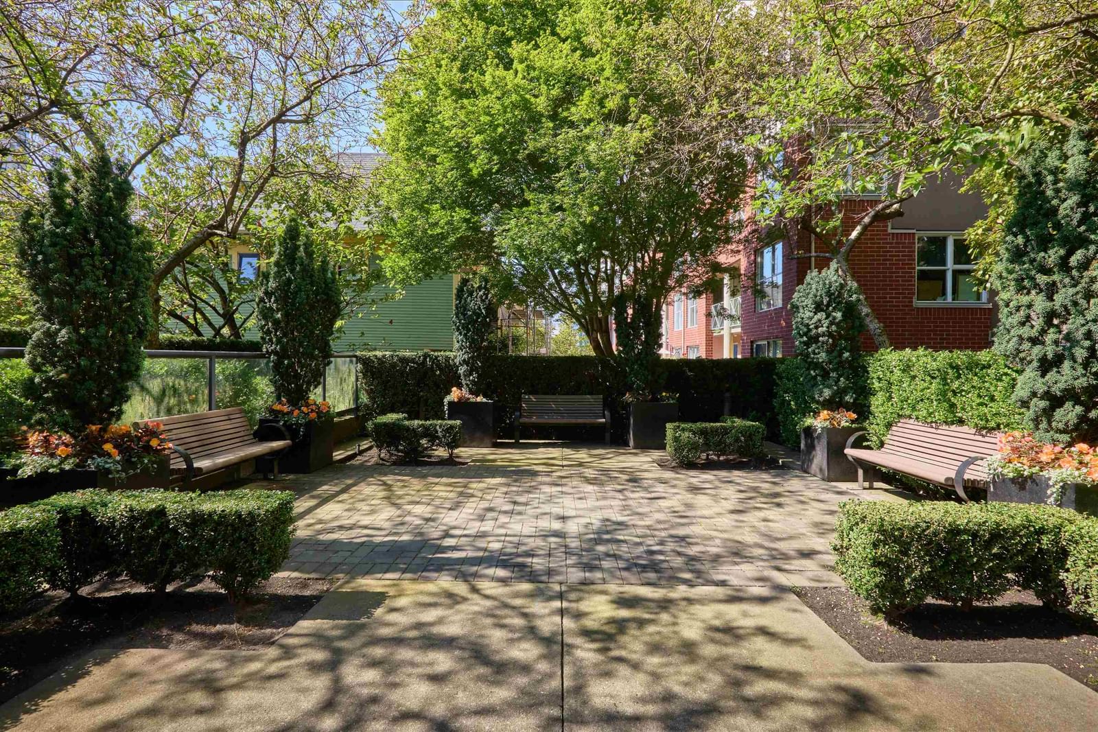 Listing Image 32