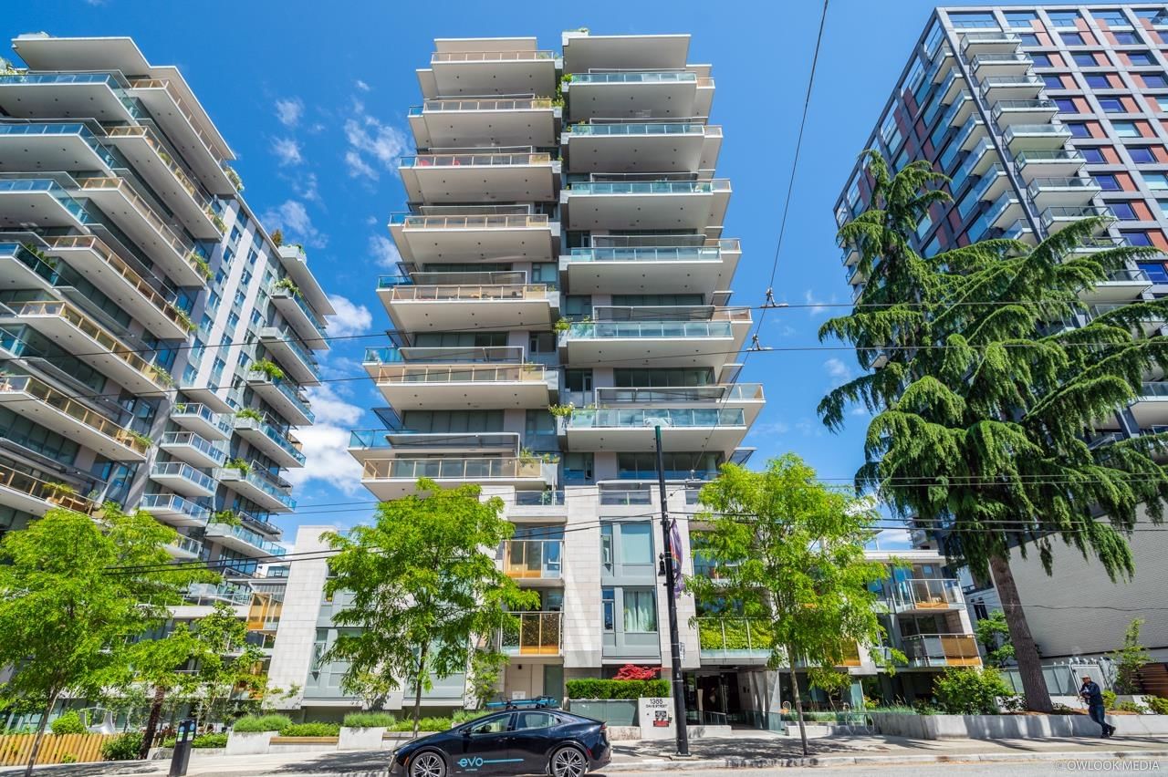 Listing Image 1