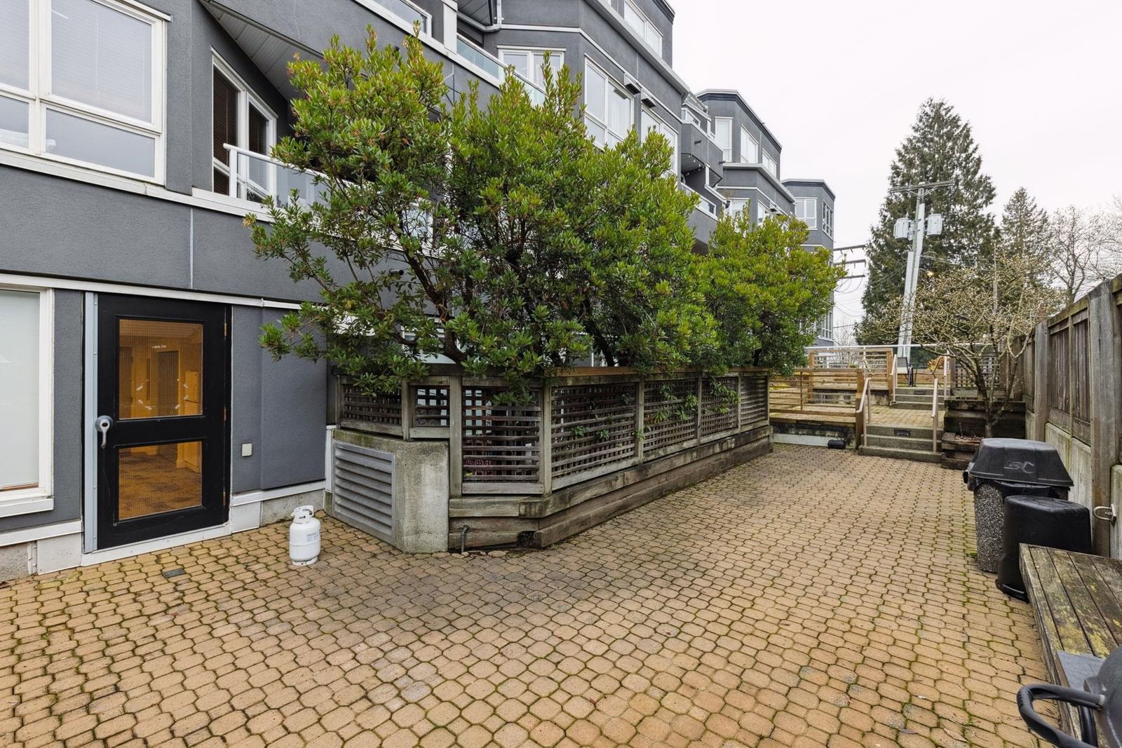 Listing Image 32