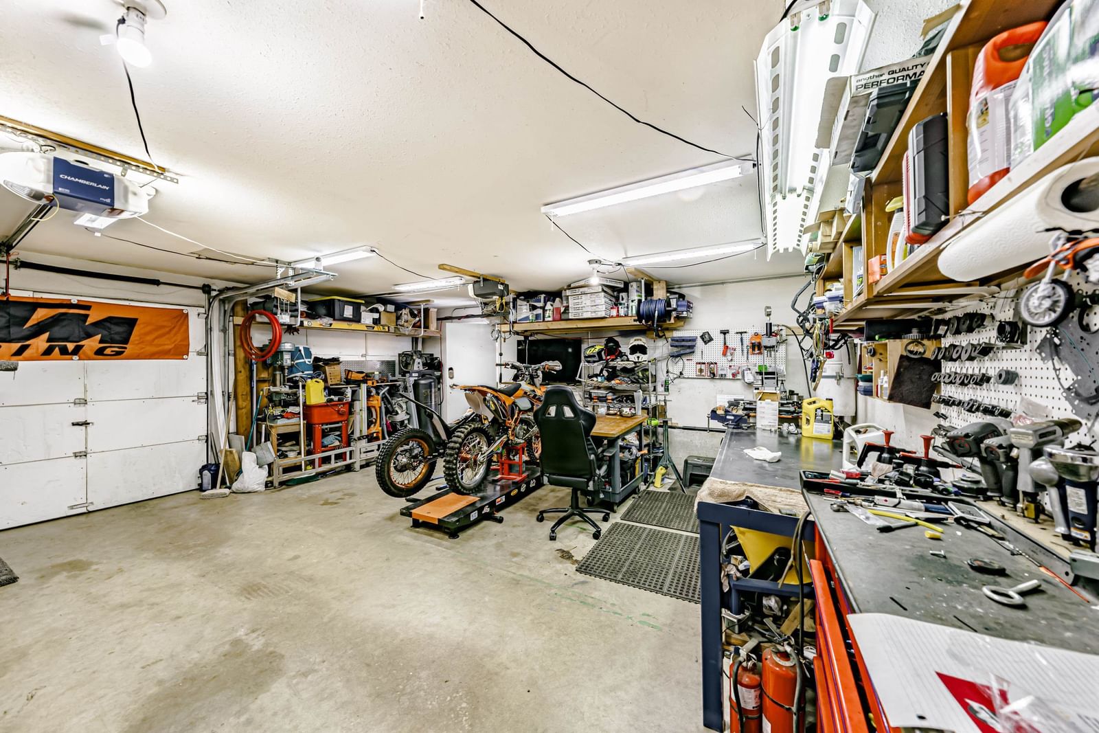 Listing Image 23