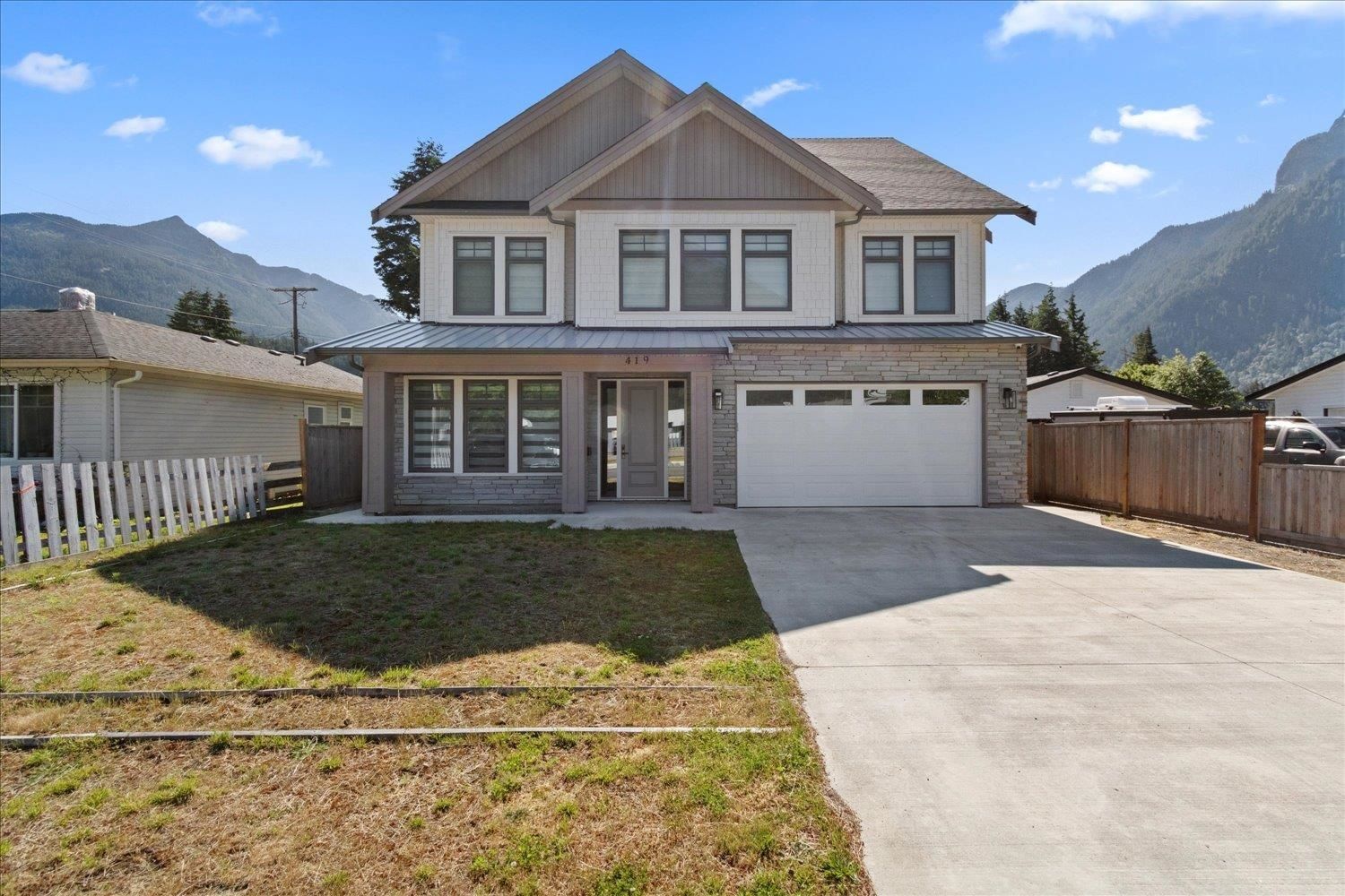 Listing Image 1