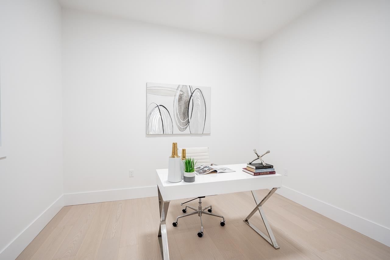 Listing Image 18