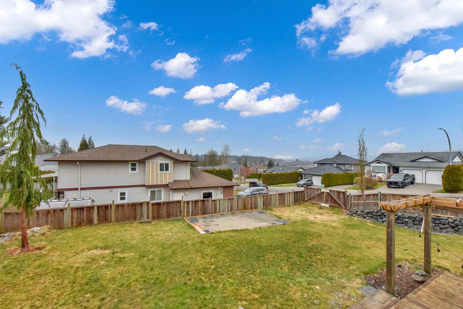 Listing Image 10