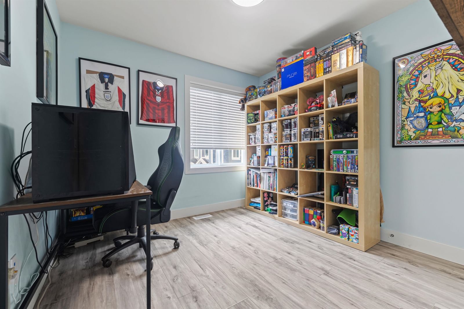 Listing Image 19