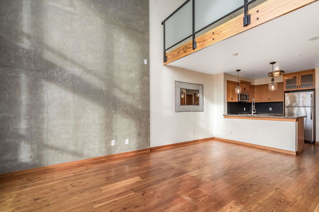 213 - 7 Rialto Court