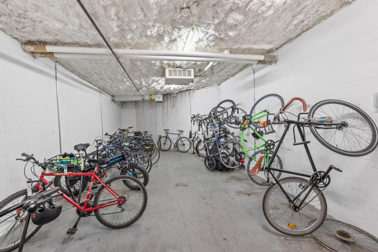Listing Image 24