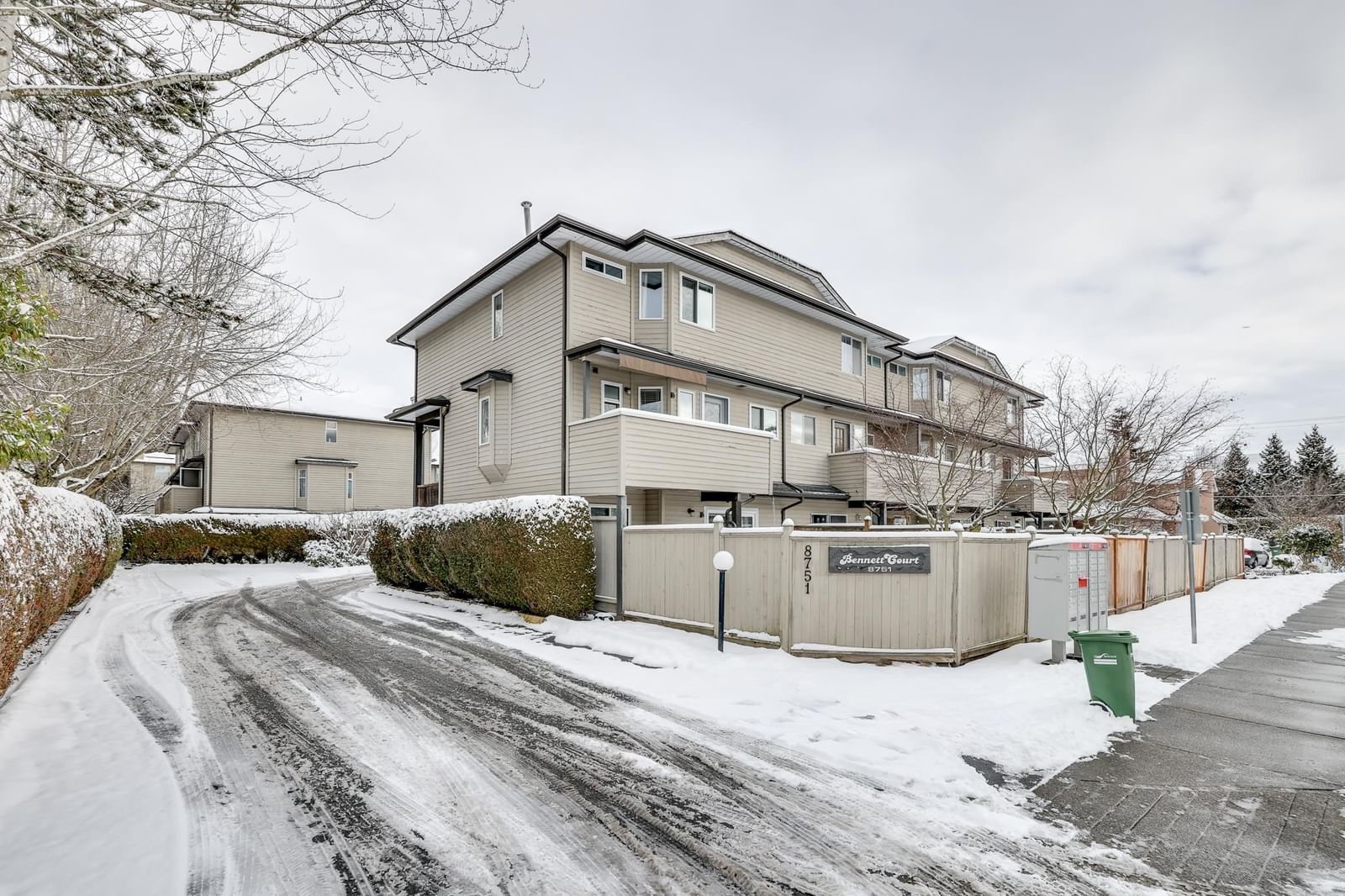 Listing Image 17