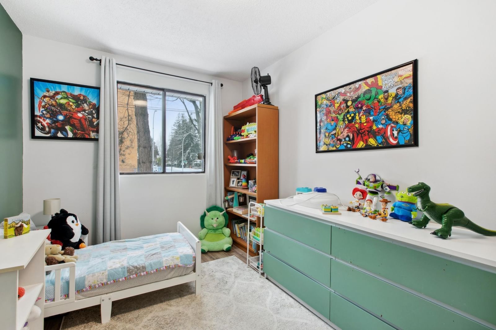 Listing Image 15