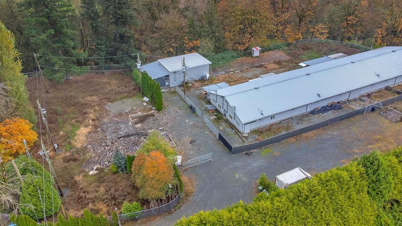 Listing Image 6