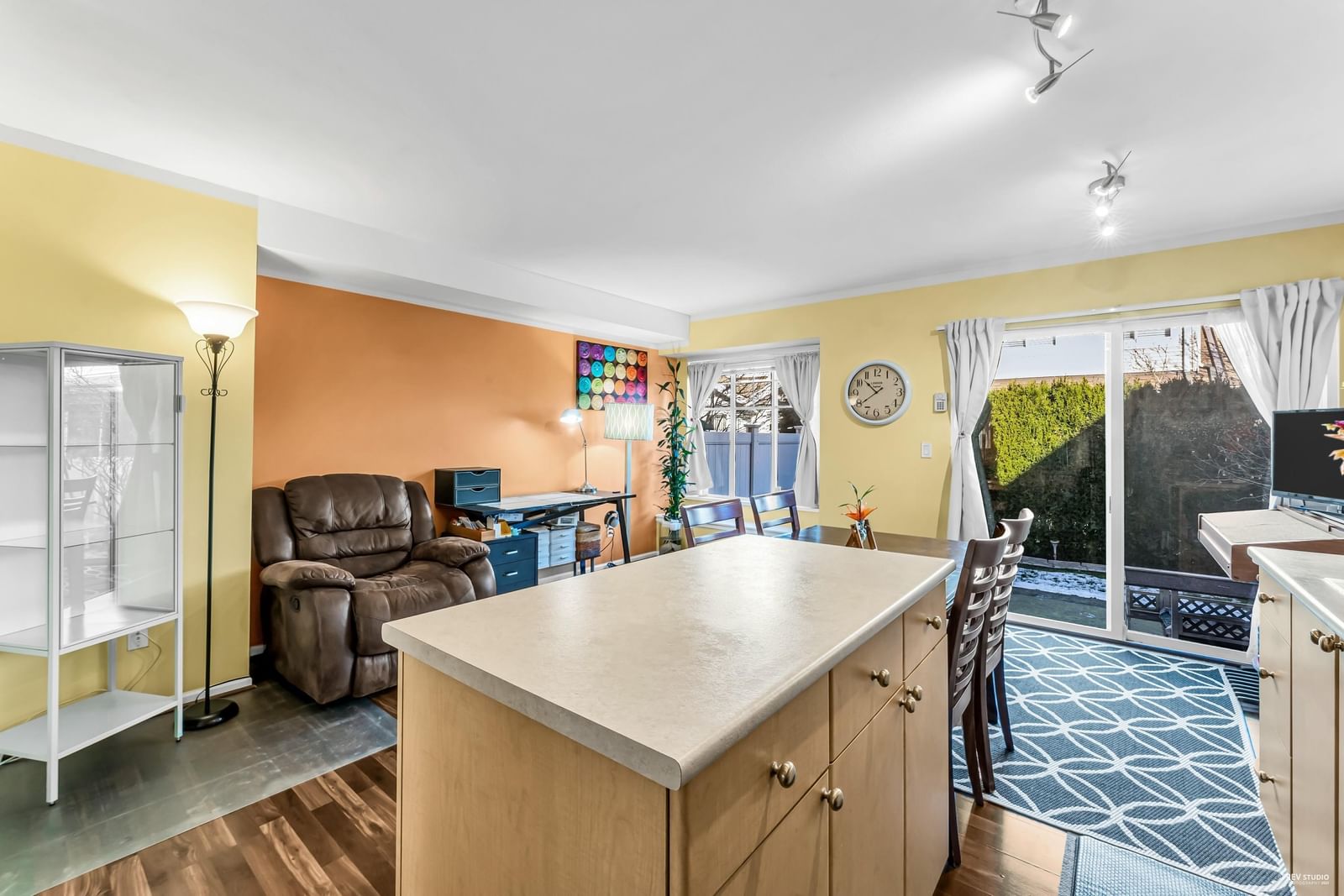 Listing Image 14