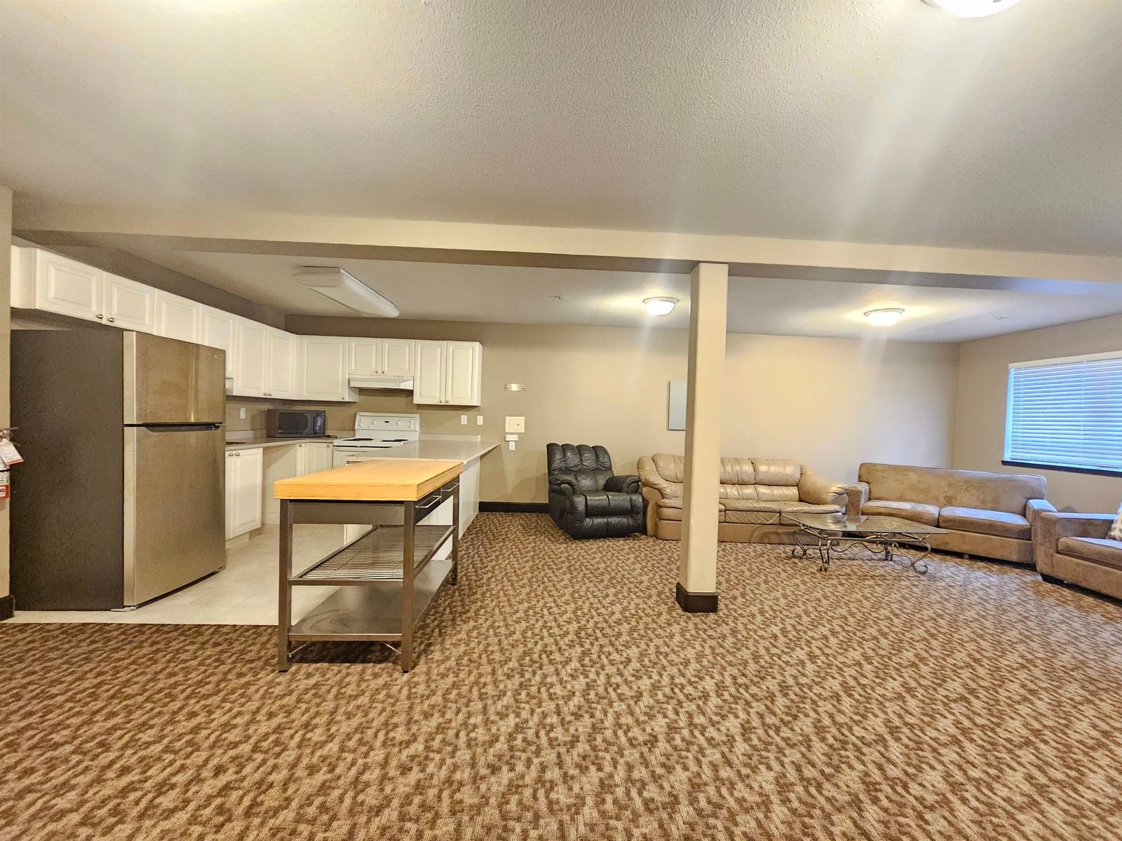 Listing Image 14