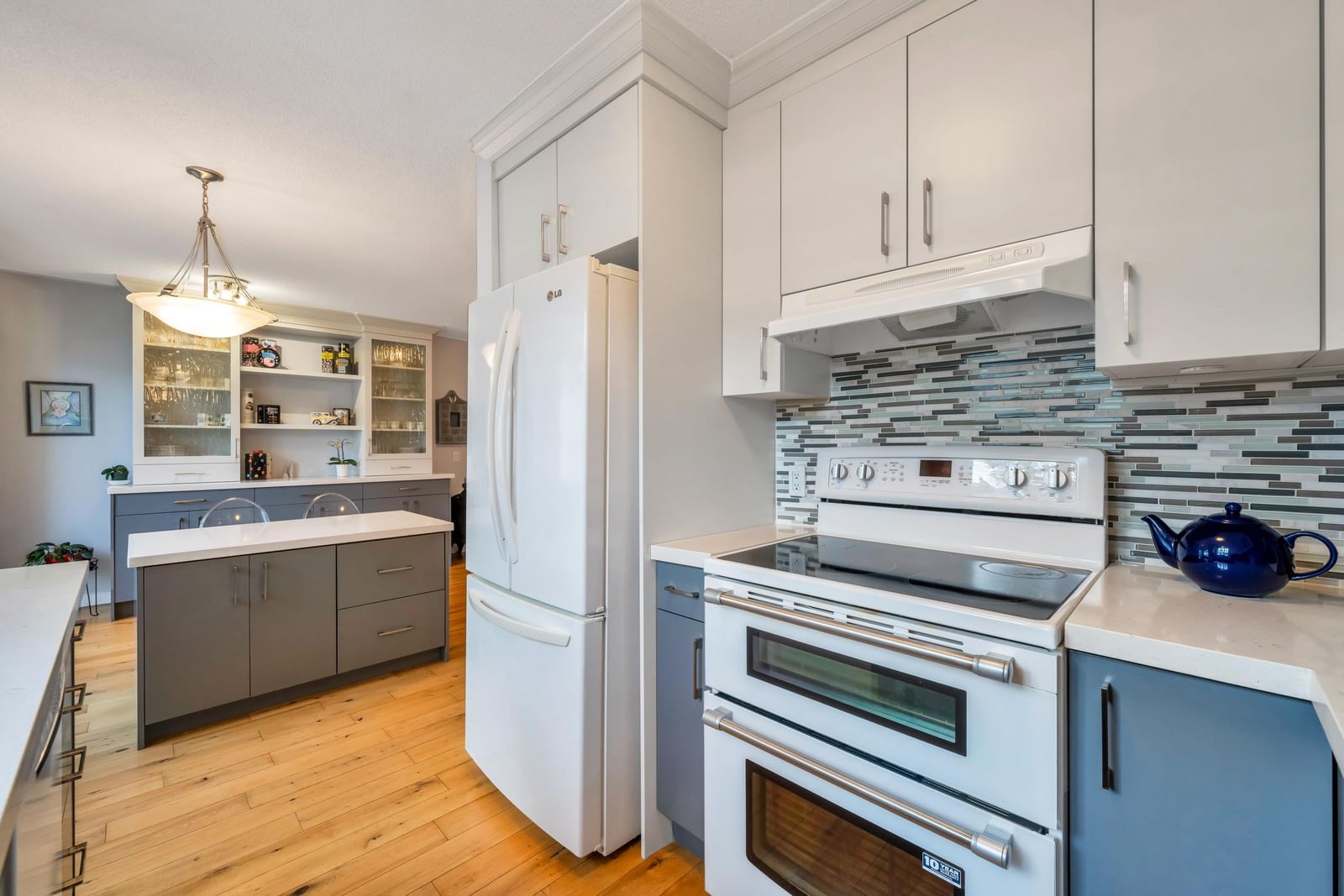 Listing Image 18