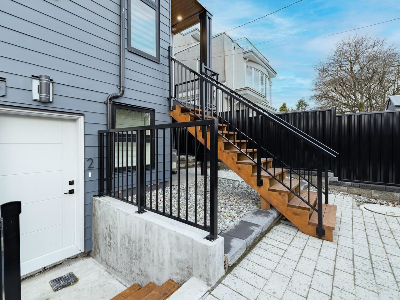 Listing Image 24