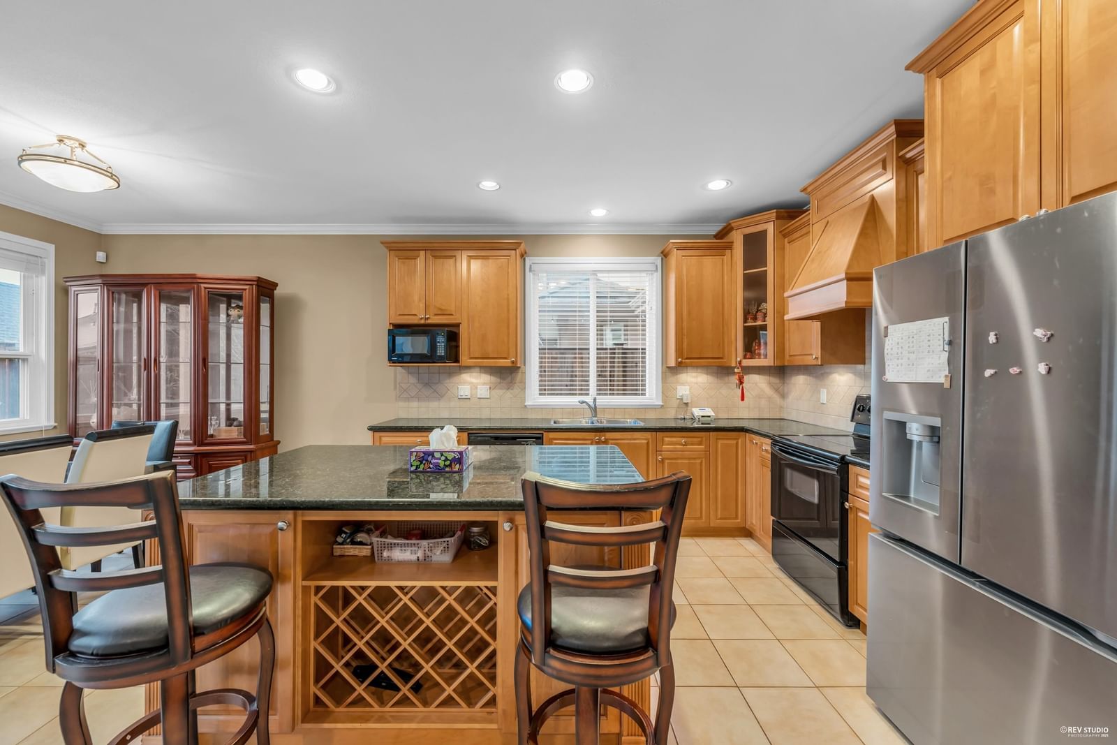 Listing Image 9