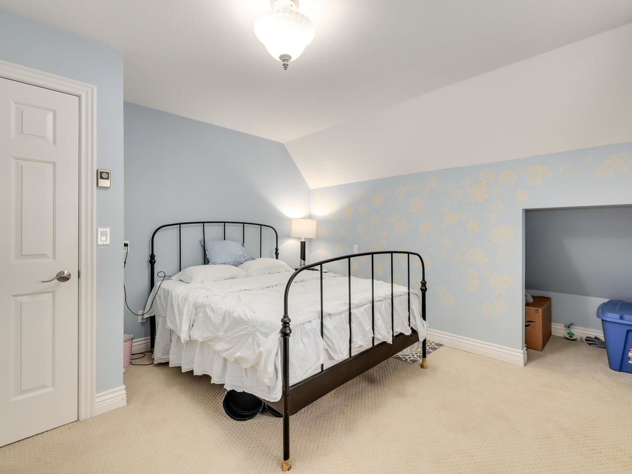 Listing Image 26