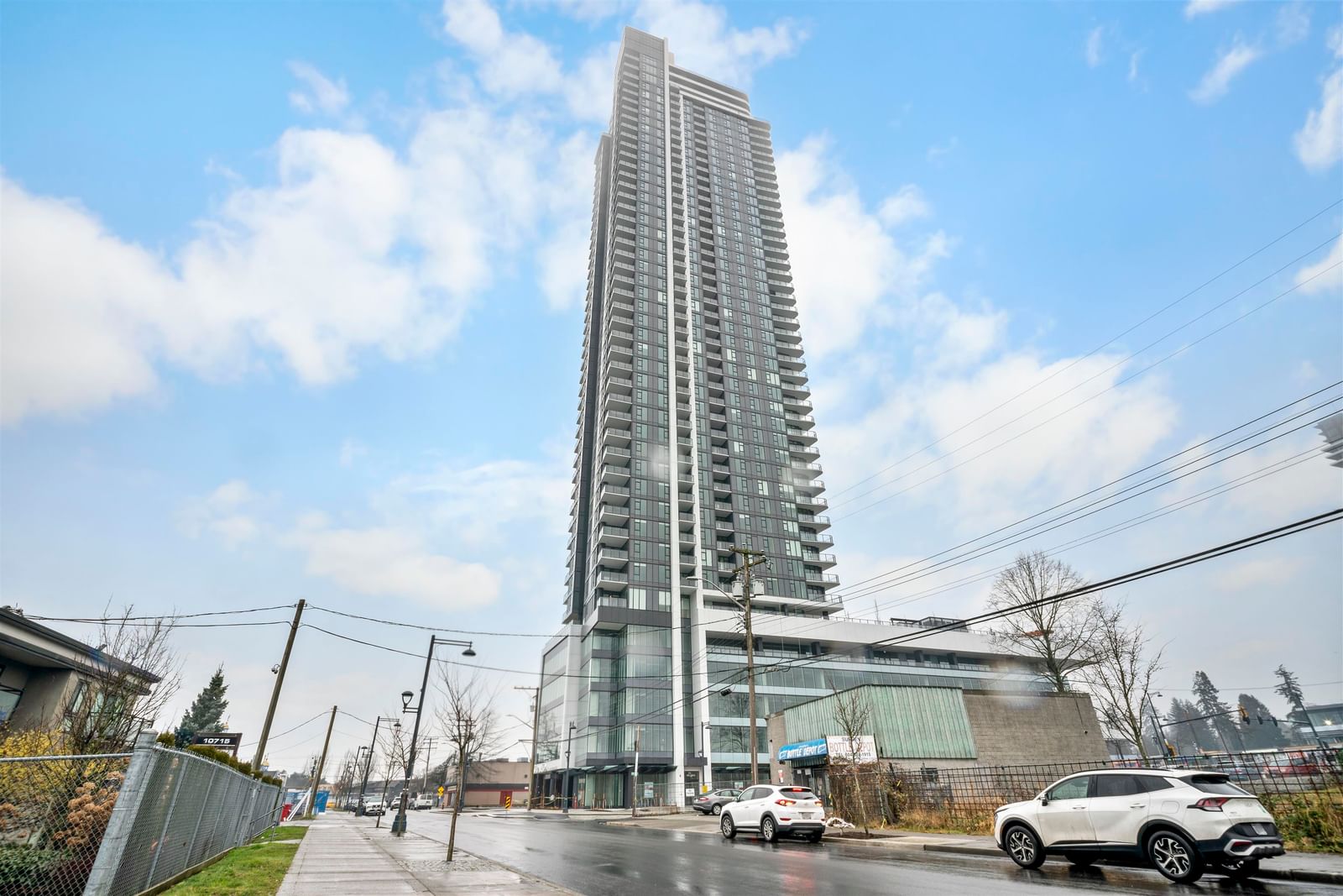 Listing Image 19