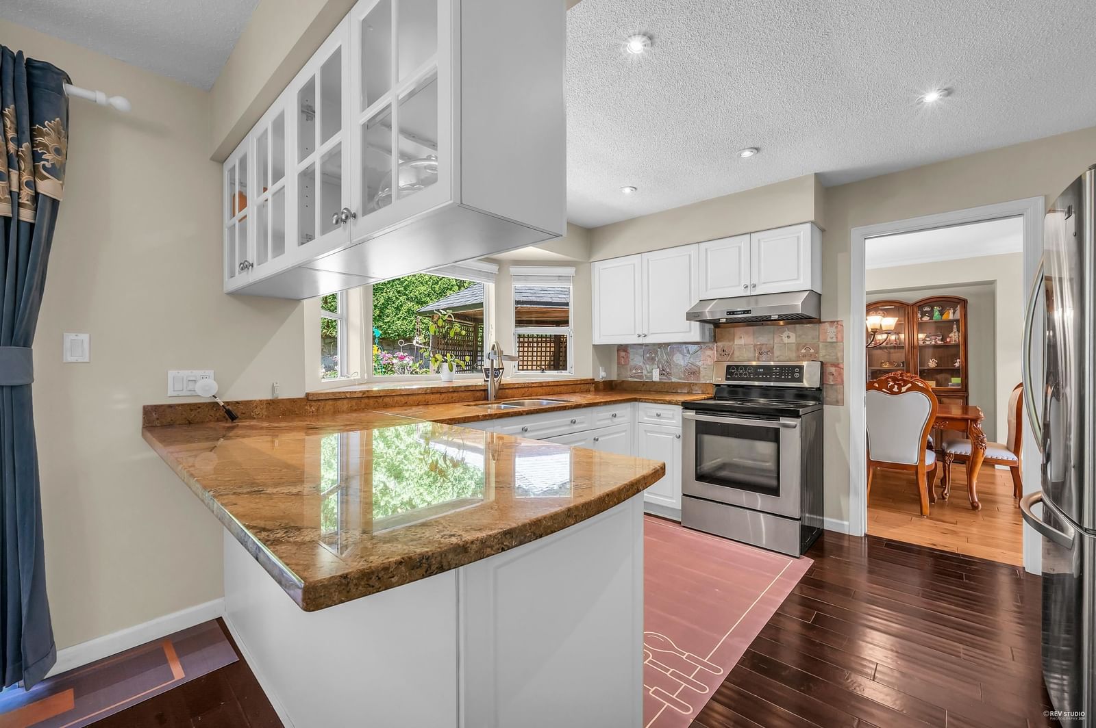 Listing Image 13