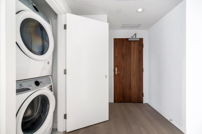 1109 - 6537 Telford Avenue, Burnaby, V5H 0K9 | Image 3