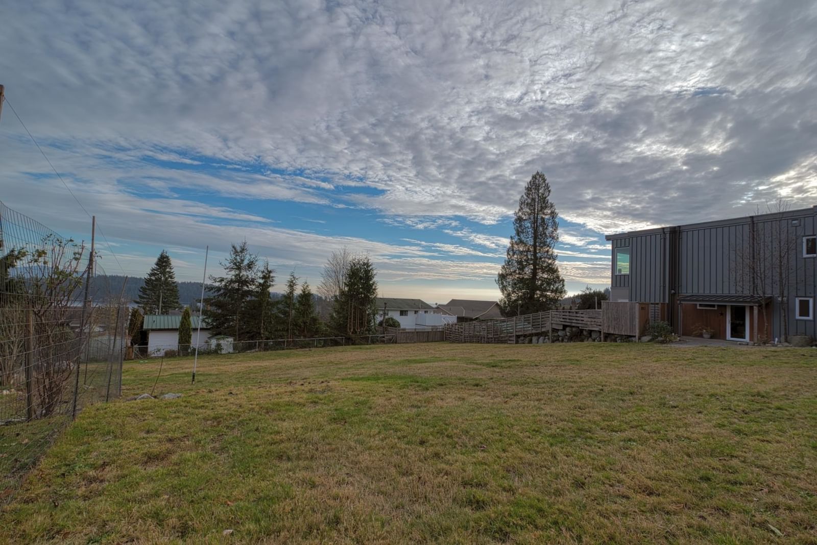 Listing Image 17