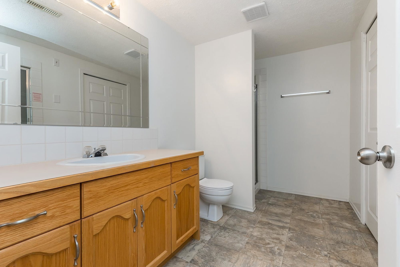 Listing Image 30