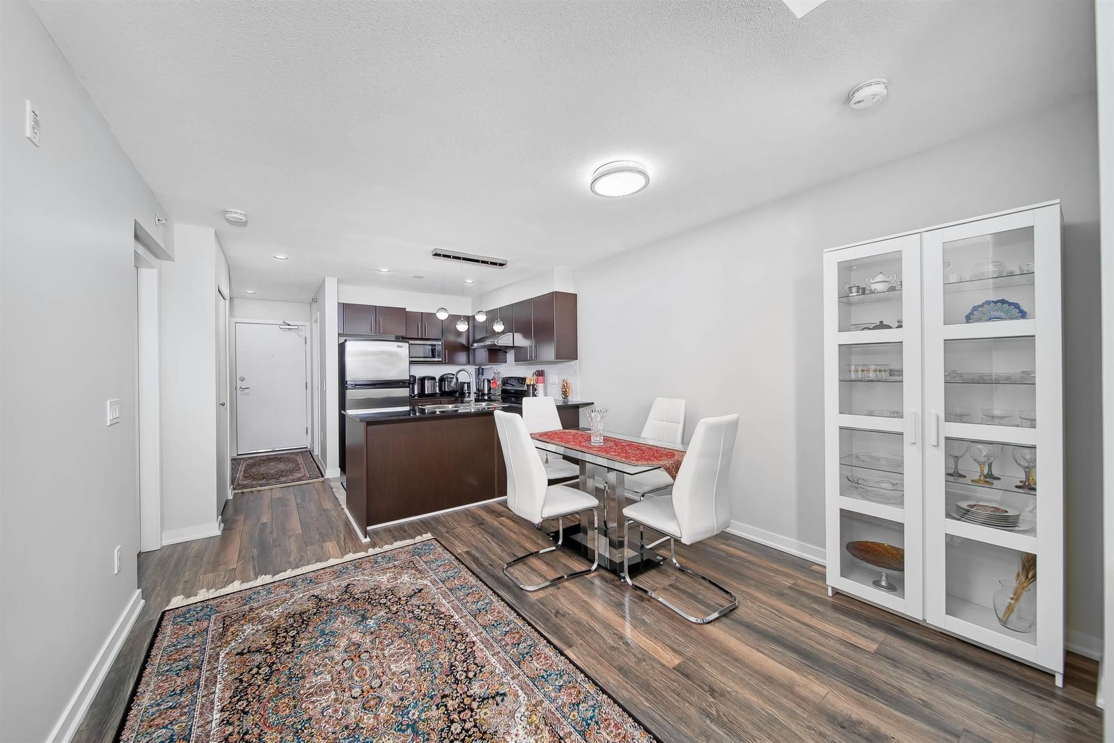 Listing Image 22