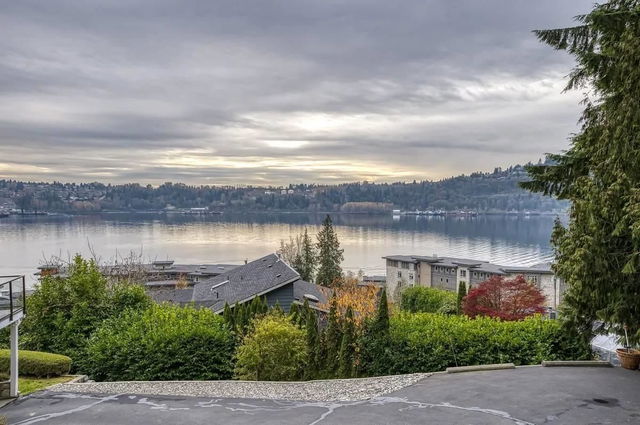 3908 Blantyre Place