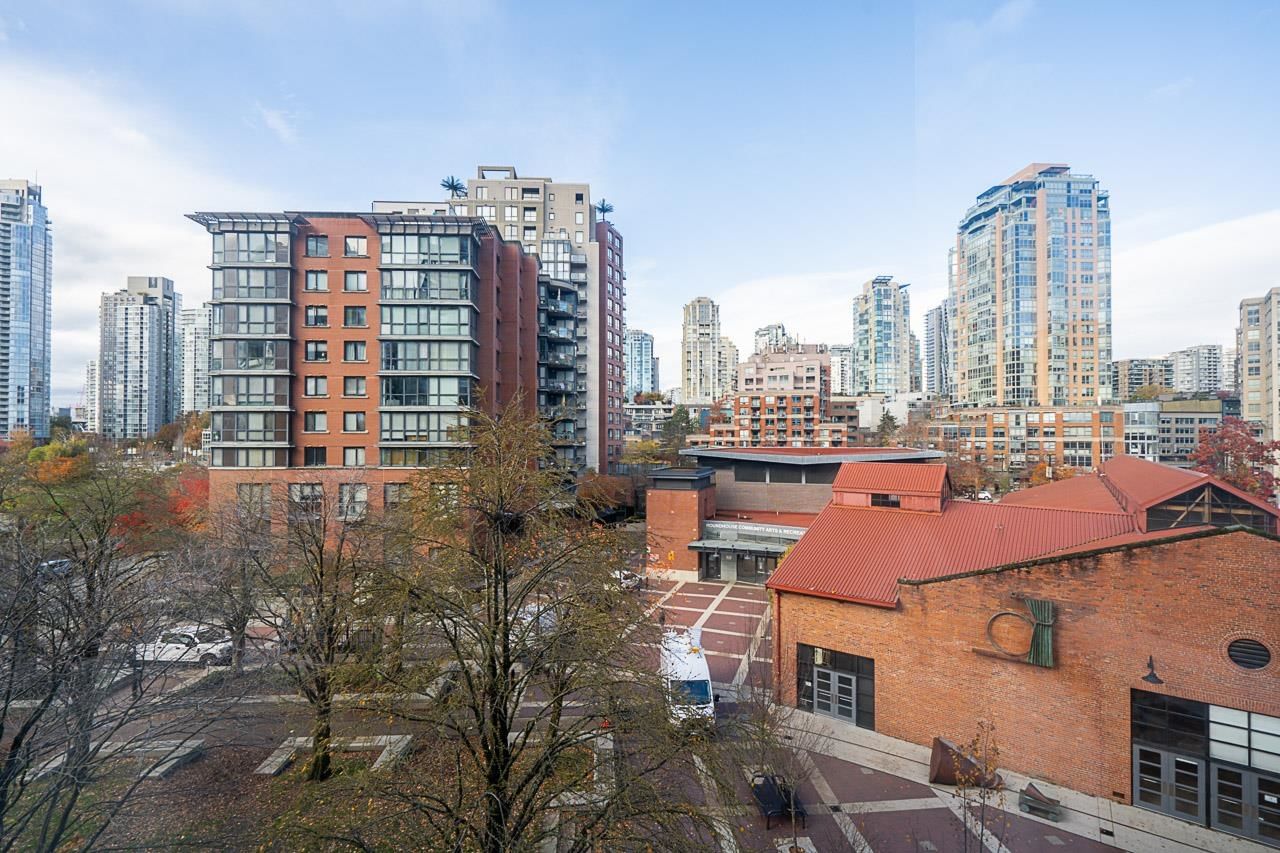 Listing Image 29