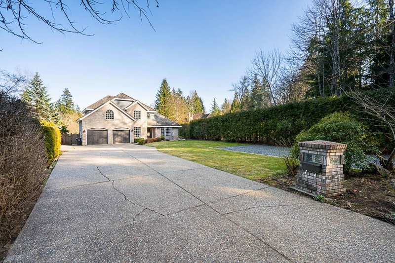 4570 Maysfield Crescent, Langley, V3A 4M1 | Image 2