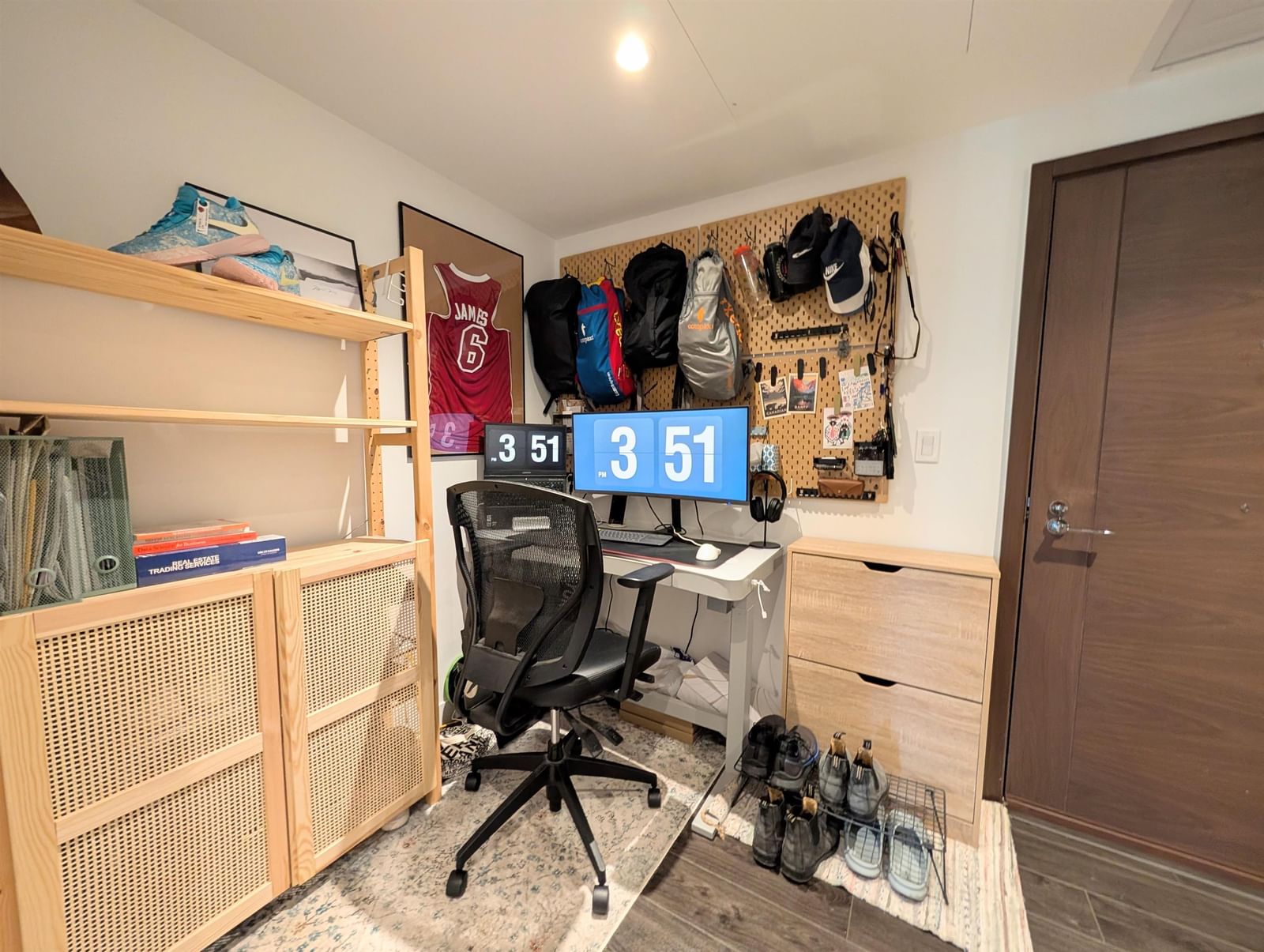 Listing Image 16