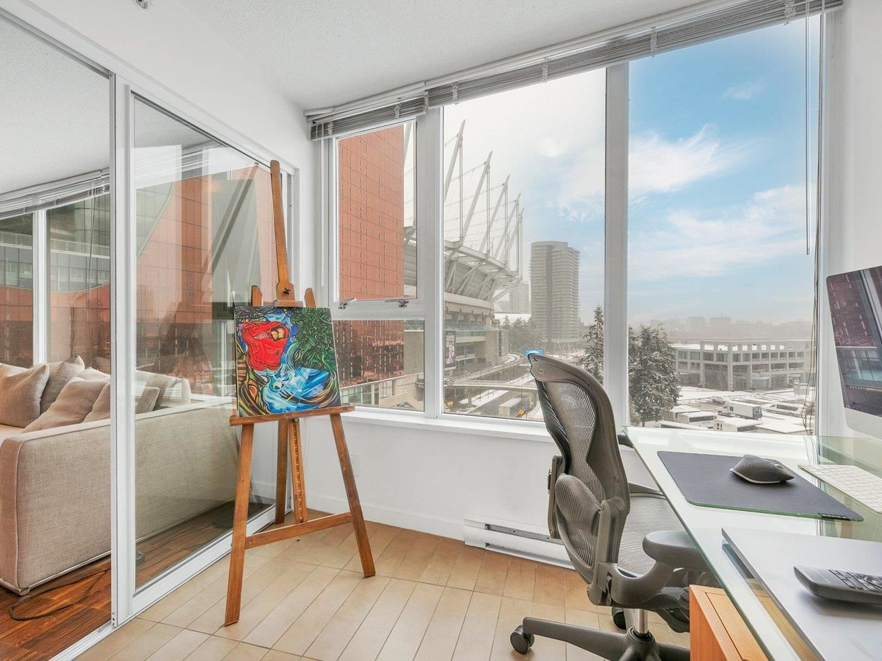 Listing Image 11