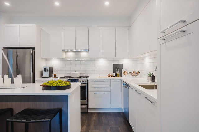 503 - 32174 George Ferguson Way