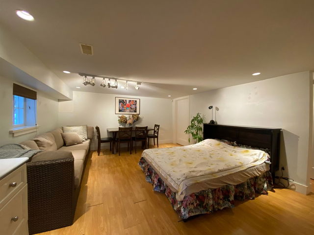 Garden Suite #2 - 1427 40th Avenue