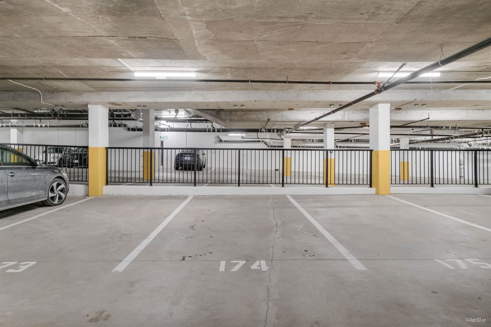 Listing Image 19