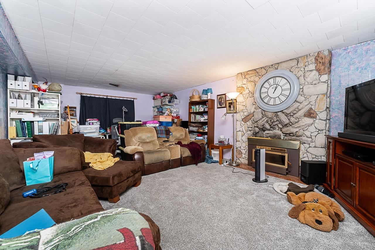 Listing Image 14