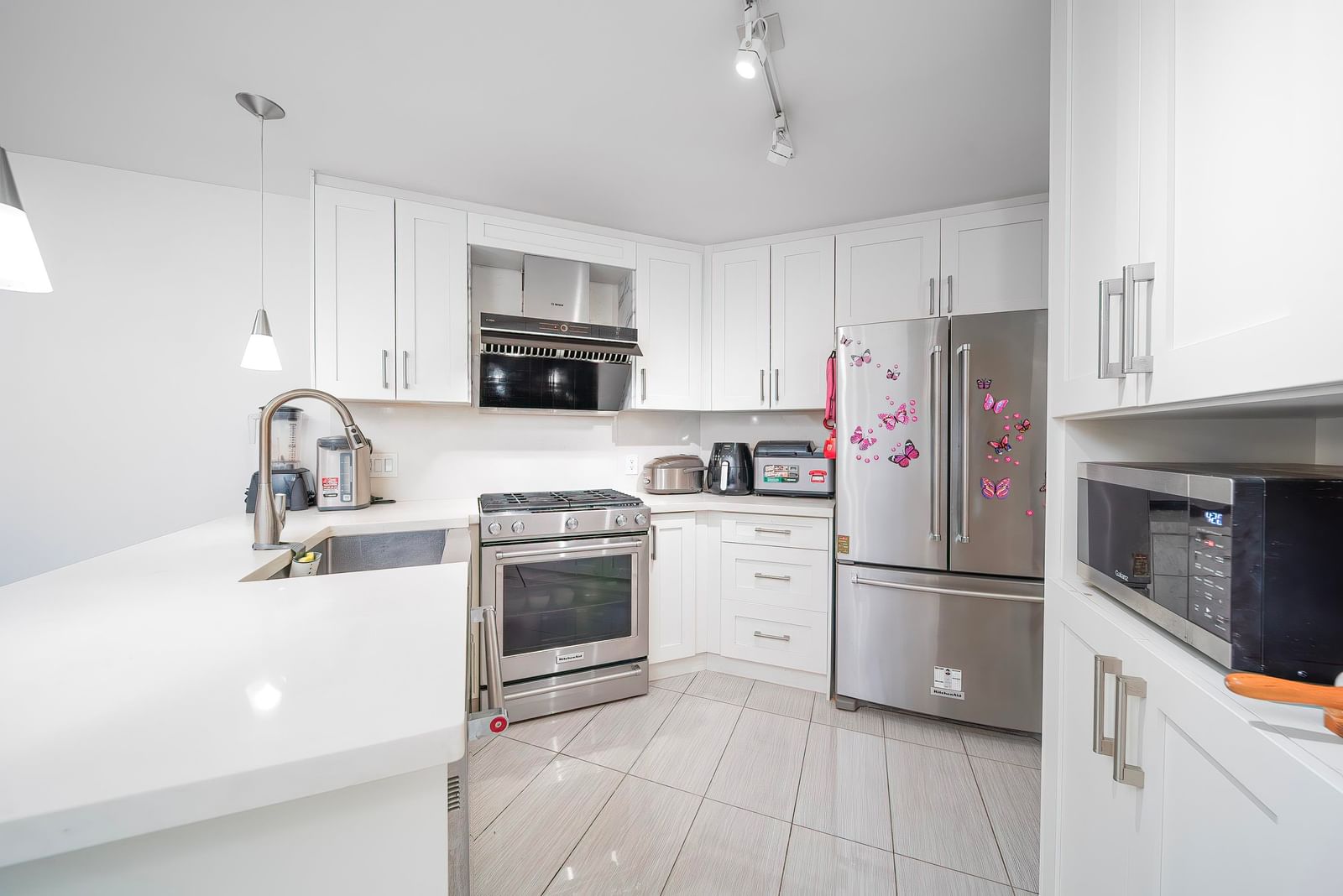 Listing Image 14