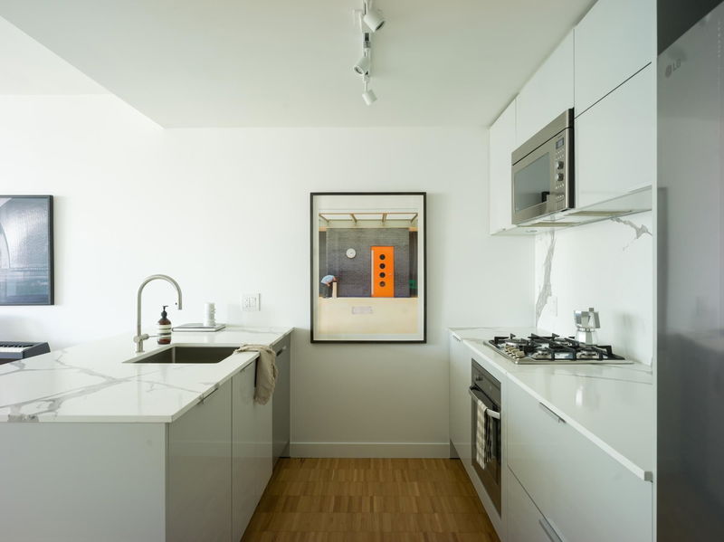 128 Cordova Street W #2105, Vancouver, British Columbia