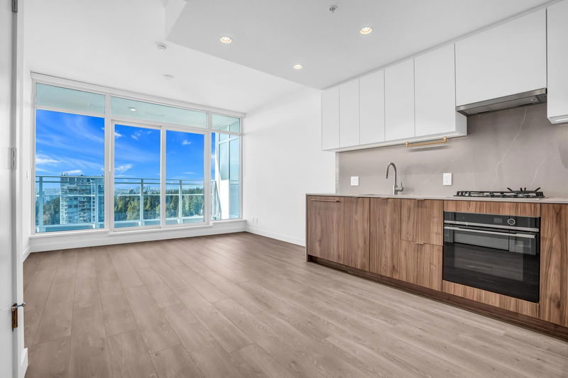 505 Nelson Street #1605, Coquitlam, British Columbia