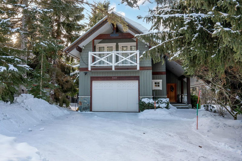 7313 Fitzsimmons Road South, Whistler, British Columbia