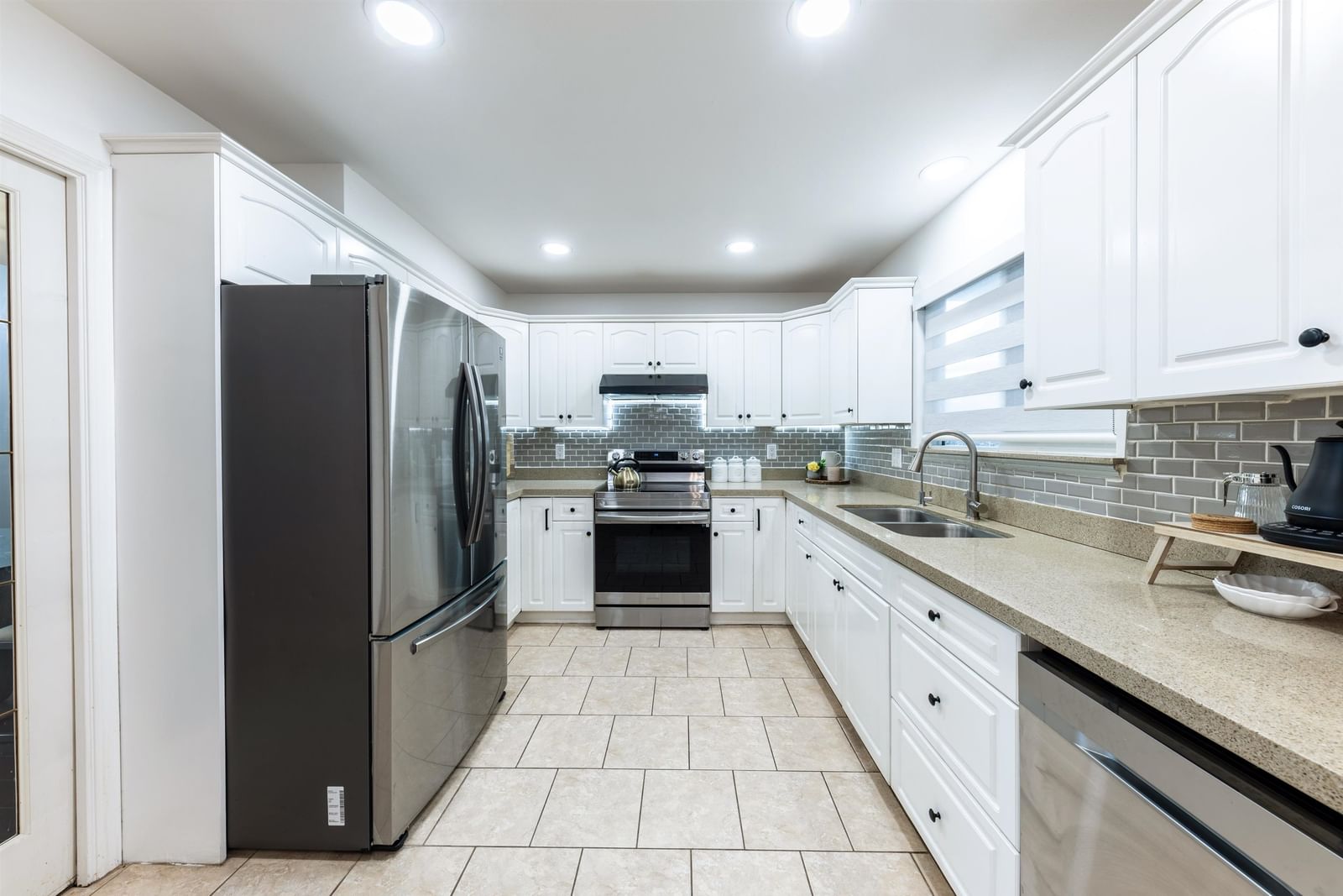 Listing Image 15