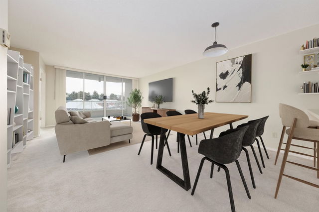 302 - 1065 Quayside Drive