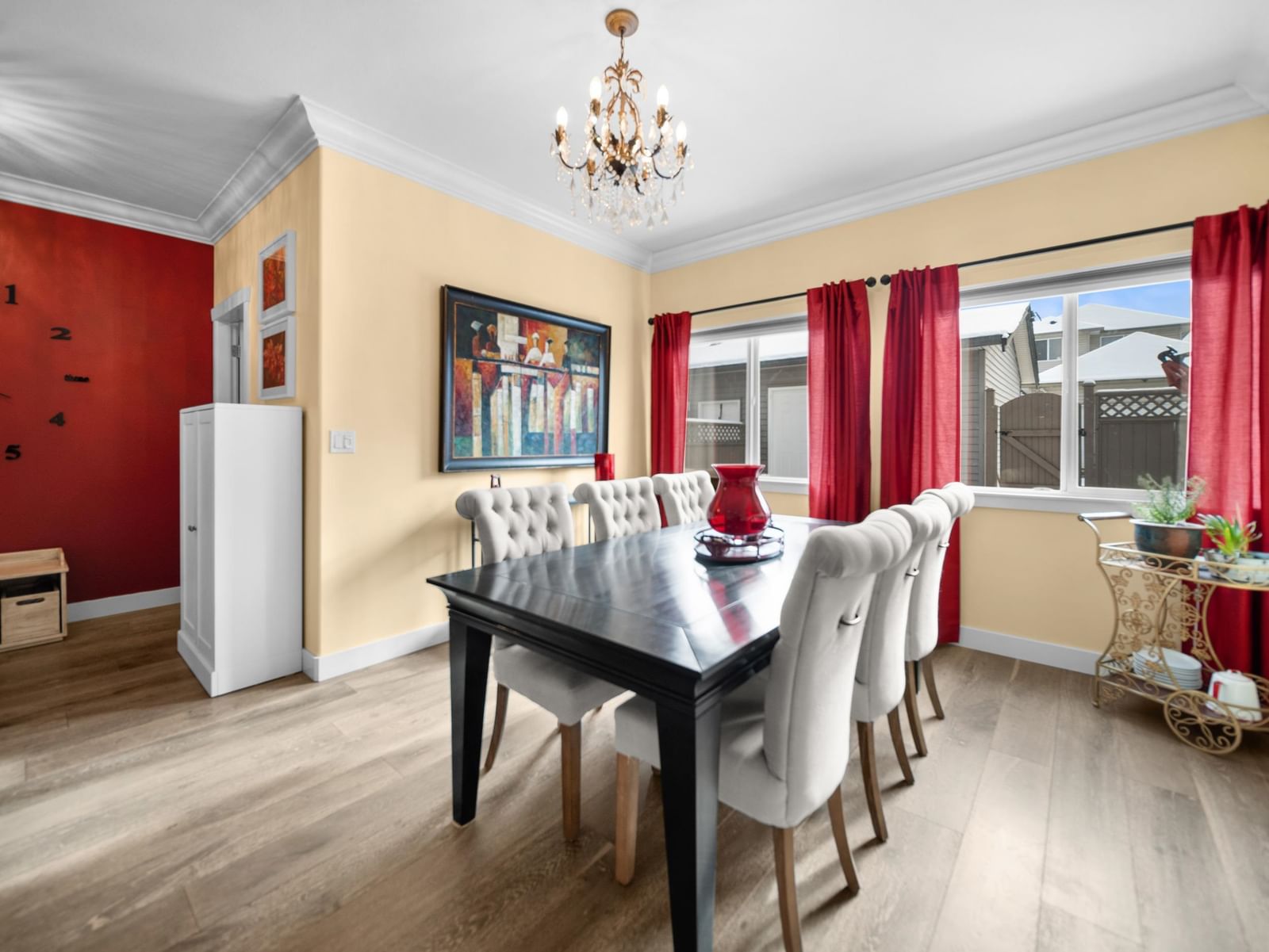 Listing Image 11