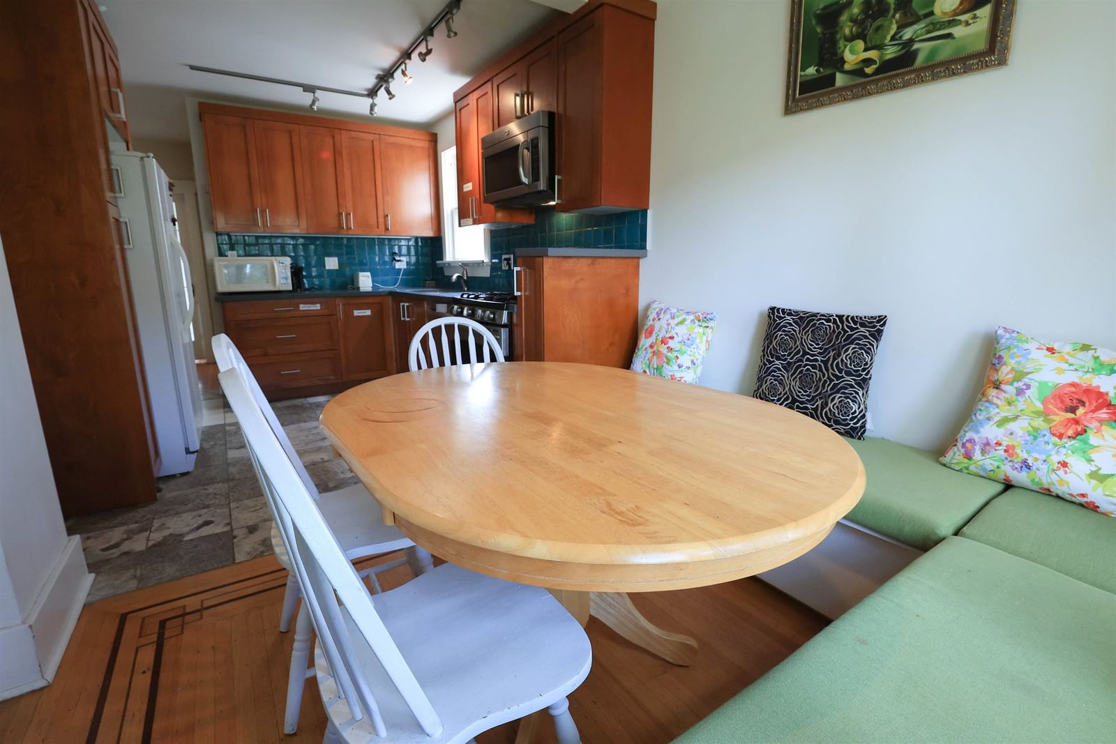 Listing Image 18