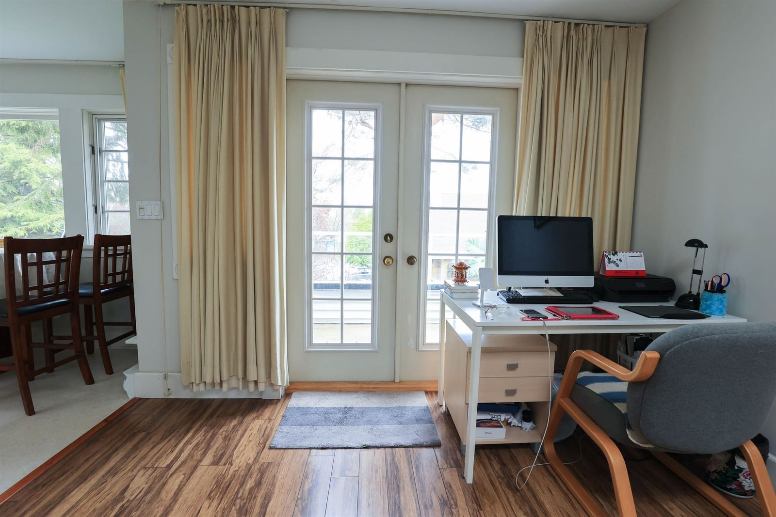 Listing Image 9