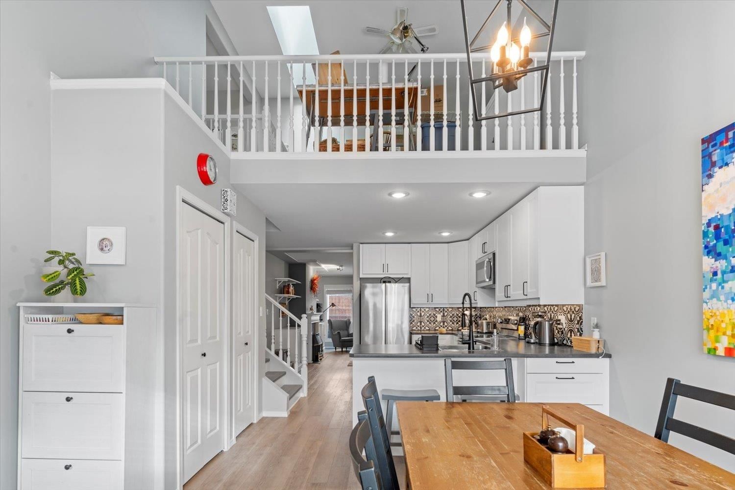 Listing Image 13