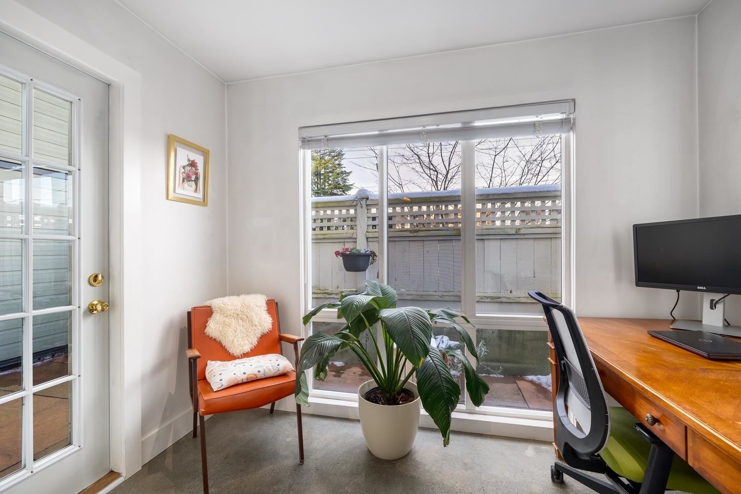 Listing Image 18
