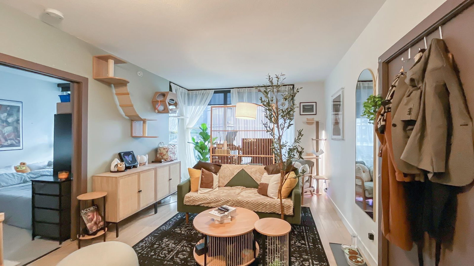 Listing Image 11
