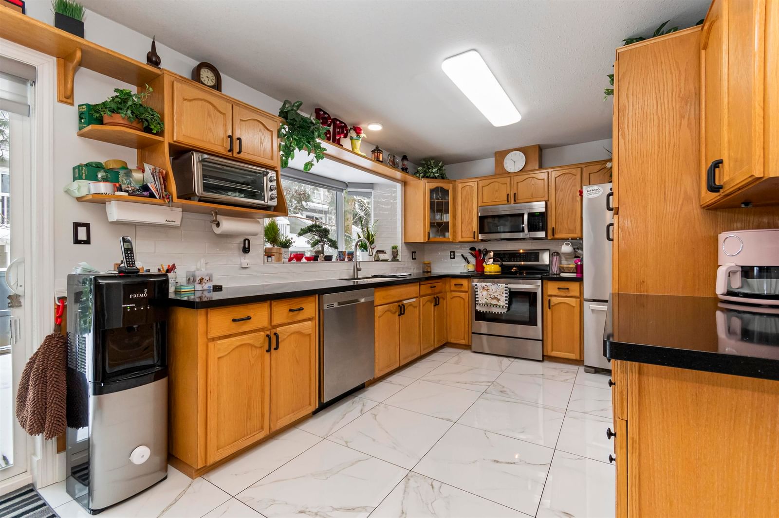 Listing Image 14
