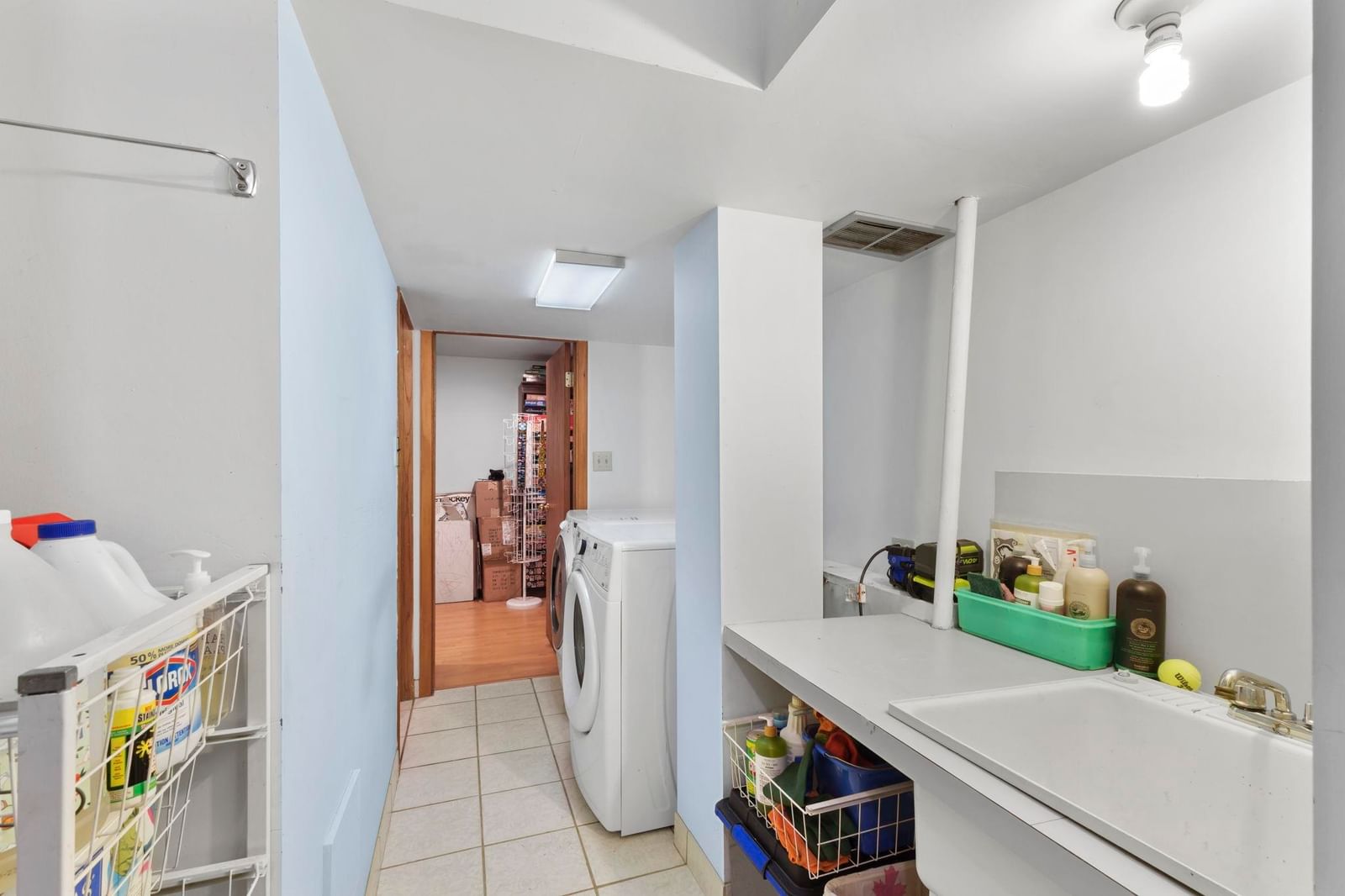 Listing Image 23