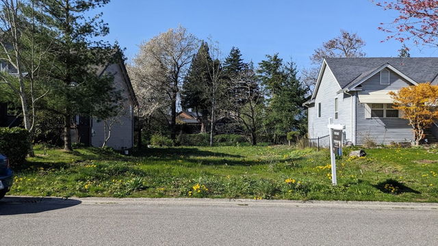 225 Miami River Drive