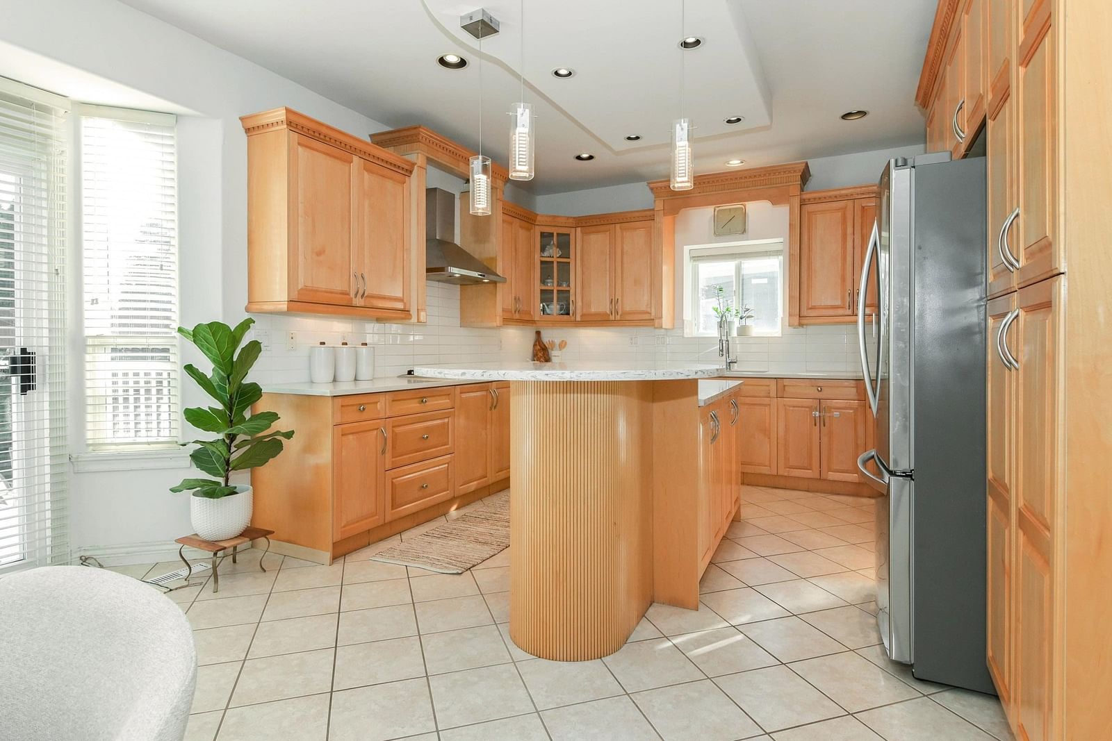 Listing Image 14